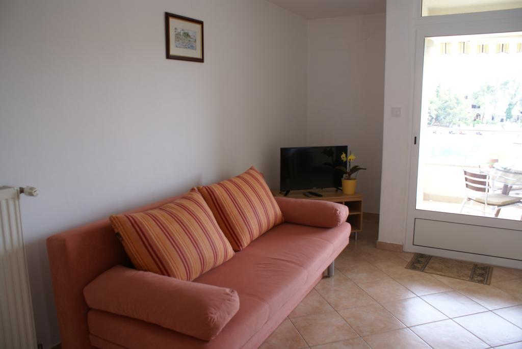 Apartments Robert بورات المظهر الخارجي الصورة