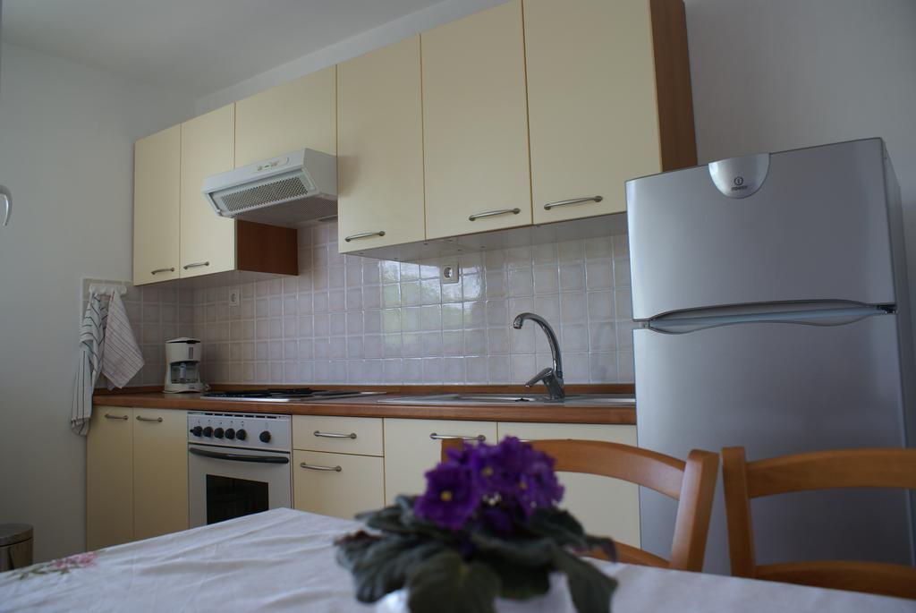 Apartments Robert بورات المظهر الخارجي الصورة