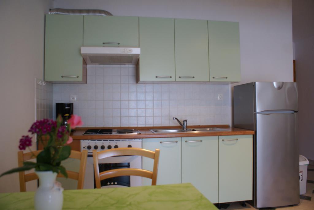 Apartments Robert بورات المظهر الخارجي الصورة