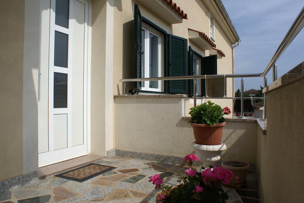 Apartments Robert بورات المظهر الخارجي الصورة